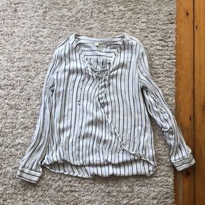 Light color long sleeve